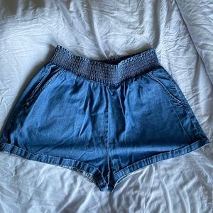 Universal Thread Women’s Denim Shorts
